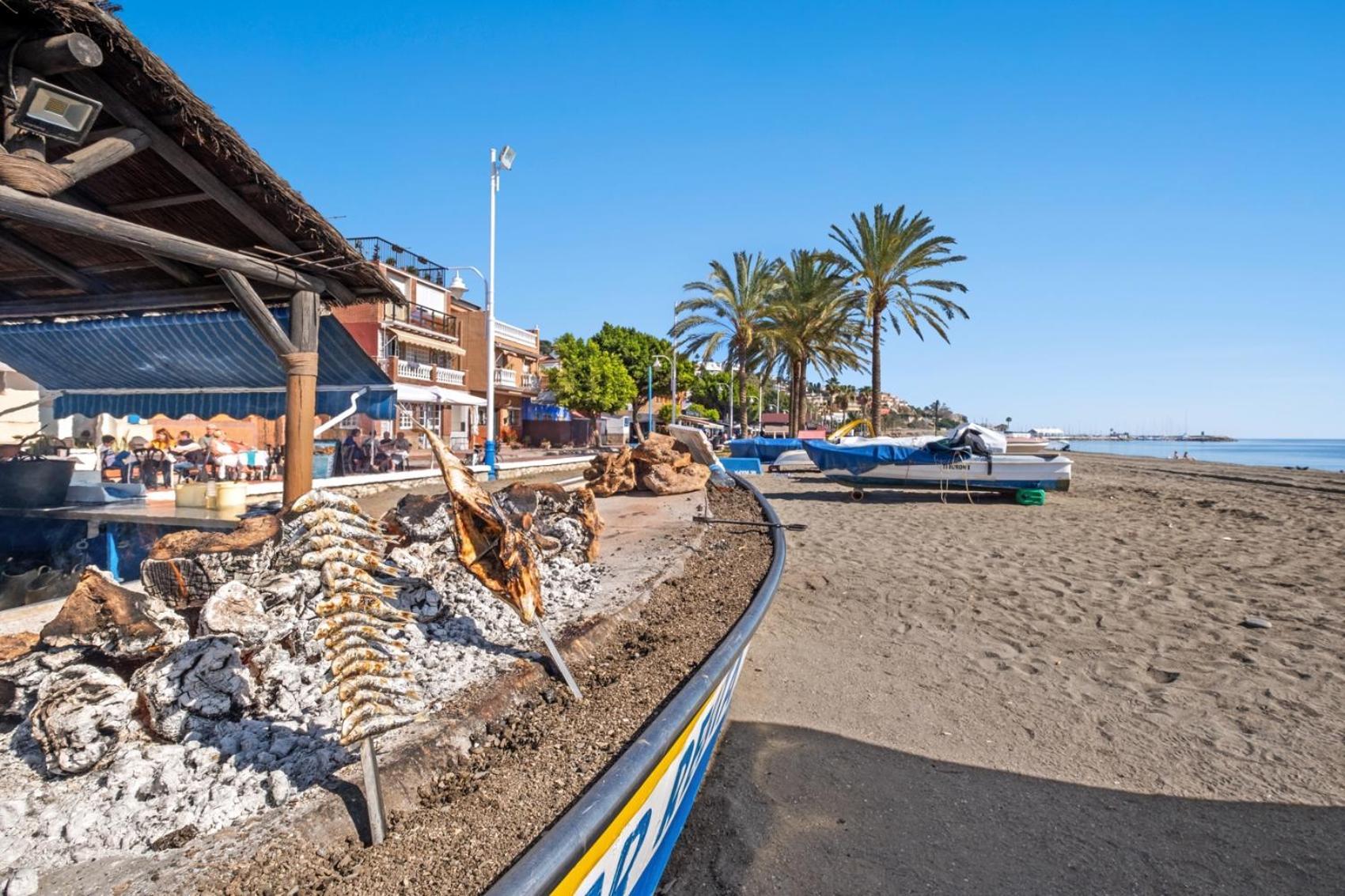 Apartamento Frente A La Playa Málaga Exterior foto